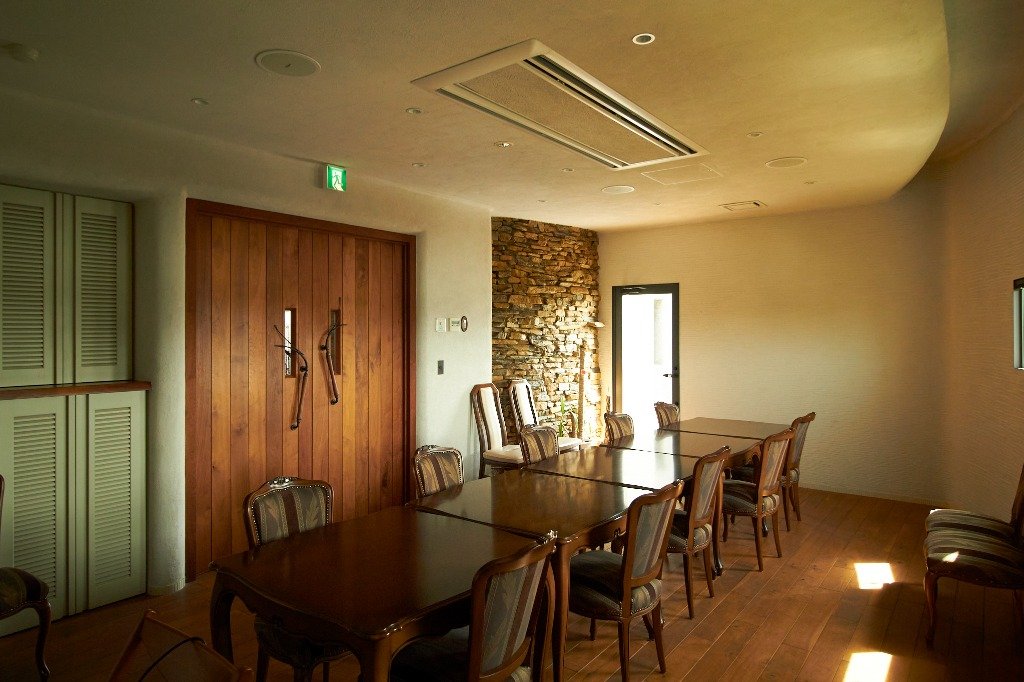 2F 個室（暖炉）